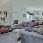 Alba Rossa Tatil Evi Šišan