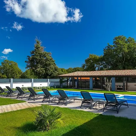 Holiday home Alba Rossa Sisan