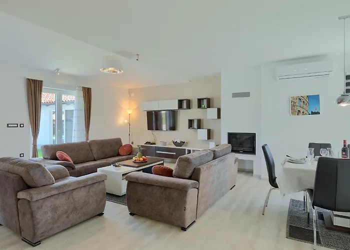 Alba Rossa * Šišan